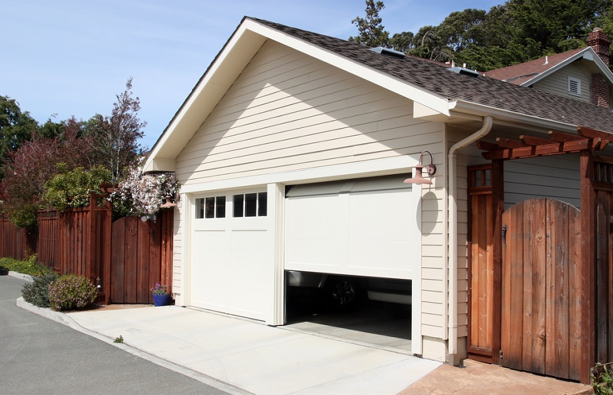4 Garage Door Problems and How to Troubleshoot Them