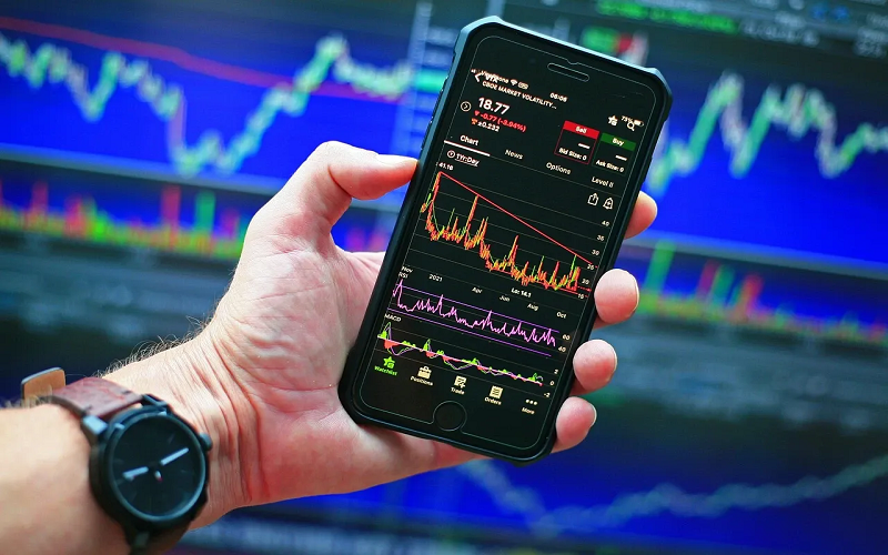 Why Should You Use Nifty 50 and NSE India Mobile App?